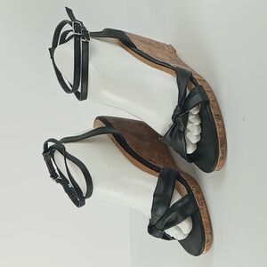 De Blossom Collection Wedge Sandals